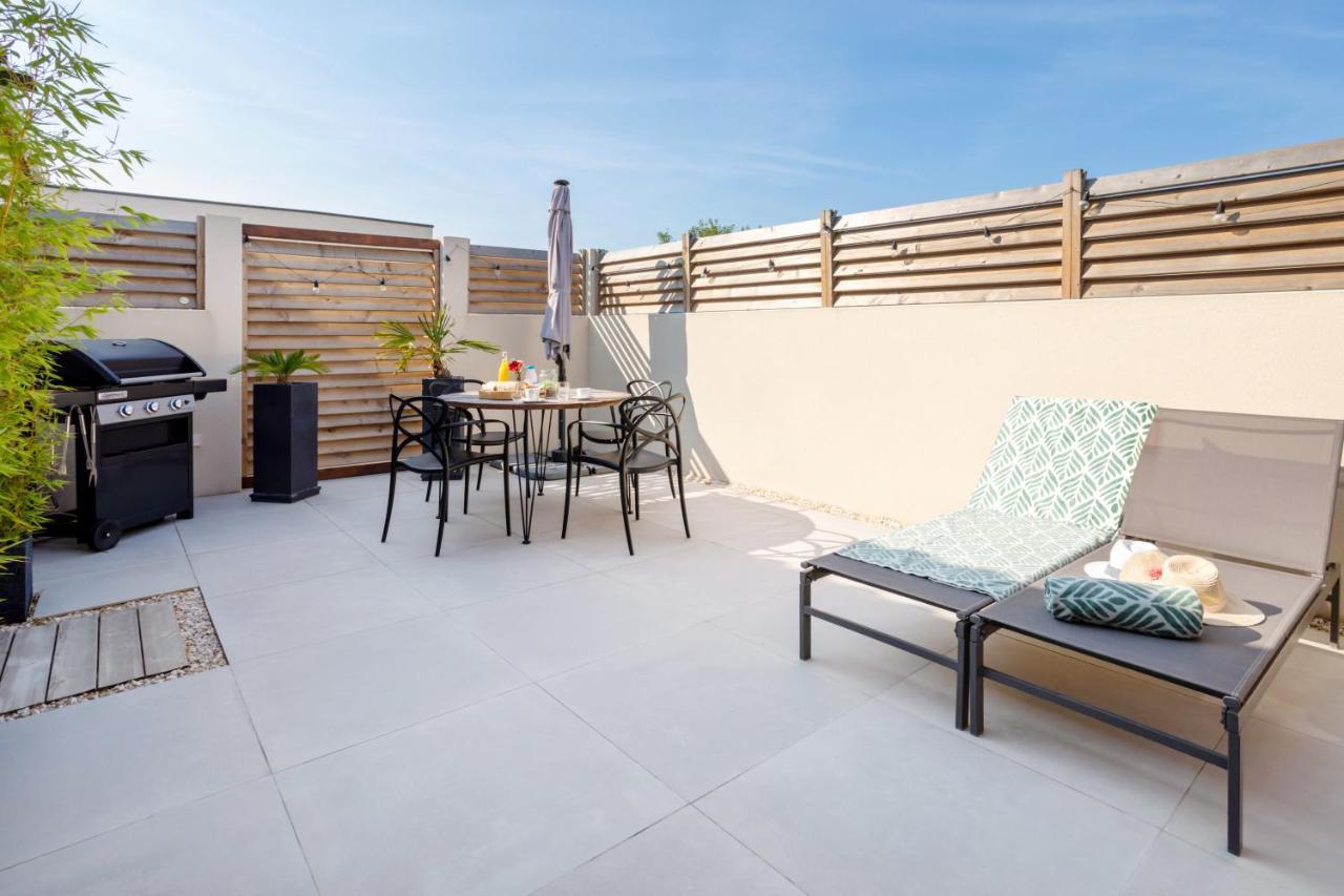 L'entre deux-suite romantique - jacuzzi privatif - 1 petit déjeuner pour 2 OFFERT Le Somail Esterno foto